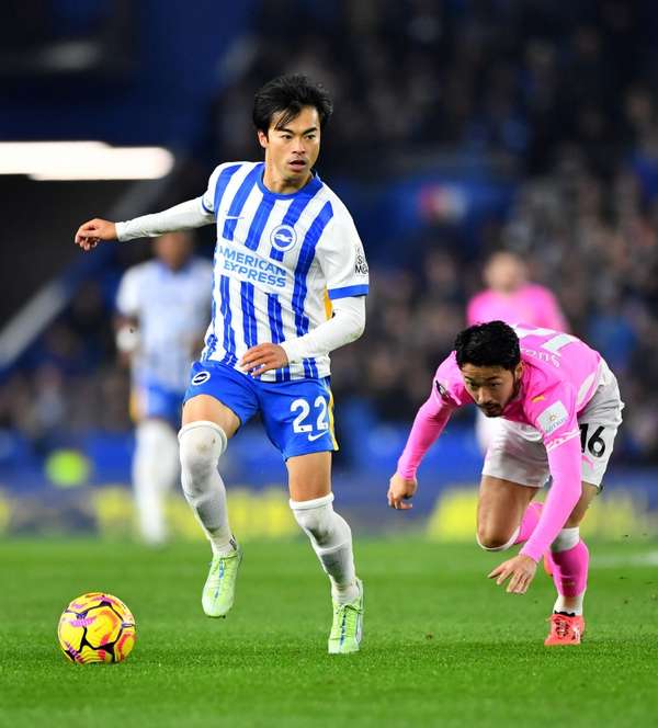 日本德比回忆录：菅原由势笑谈与三笘薰英超对决趣事