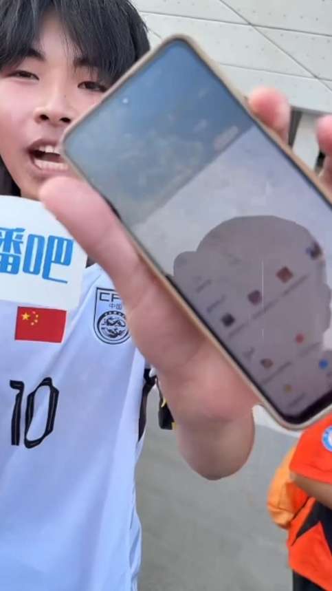 铁杆球迷分享：五年观赛神器使用心得引热议