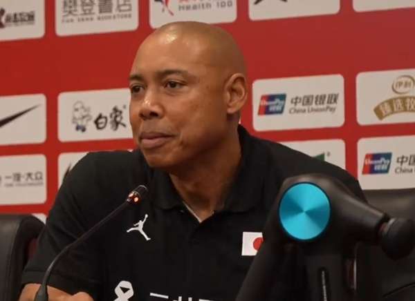 日本女篮主帅赛后谈限制张子宇策略：这确实是个值得思考的课题