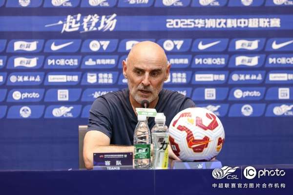 海港主帅盛赞青春风暴 战术调整应对高压防守显成效