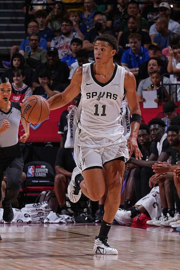 NBA高管票选选秀最大惊喜：马刺摘得布莱恩特成最大赢家